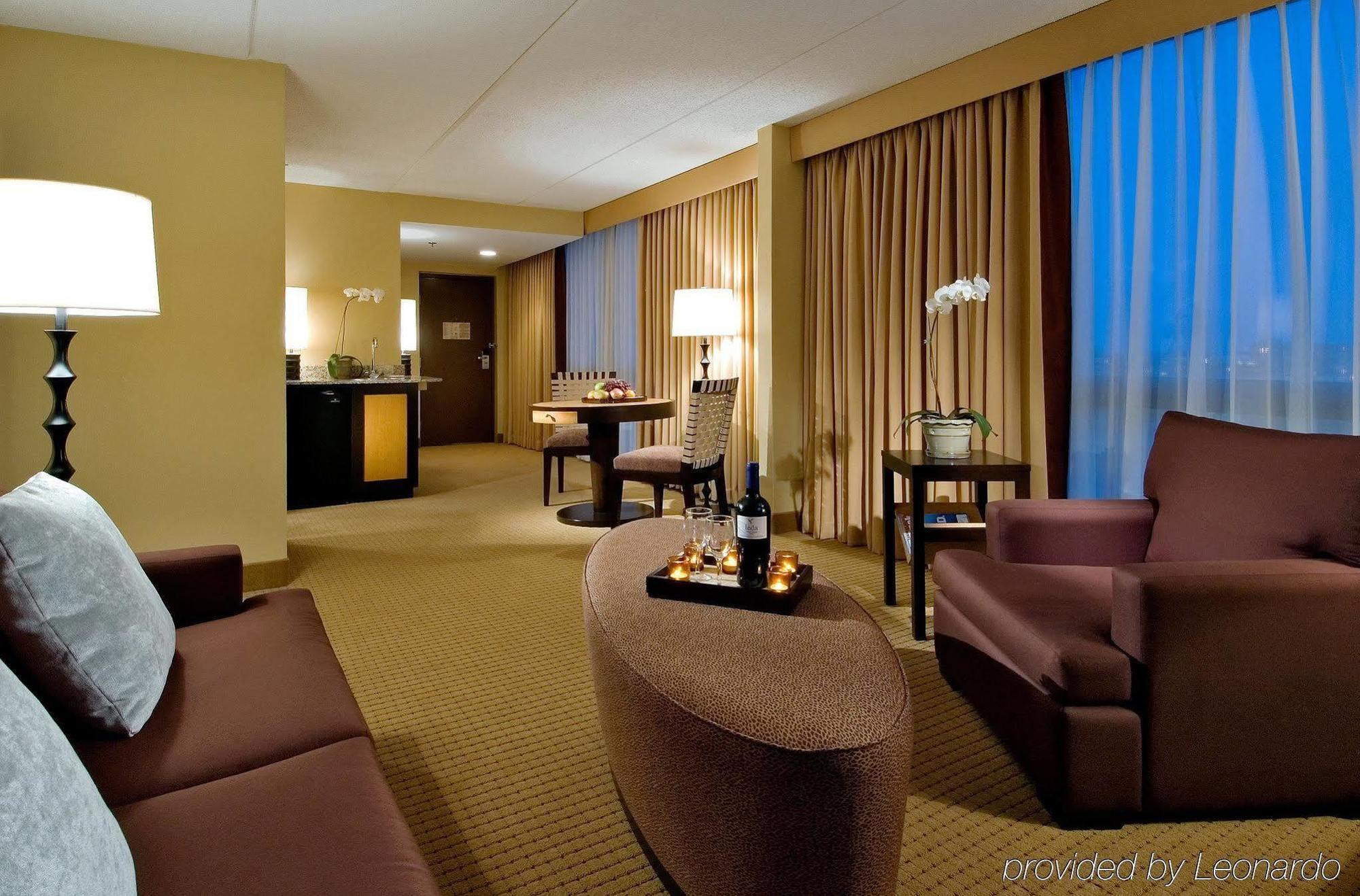 Doubletree By Hilton Chicago - Arlington Heights Hotel Quarto foto